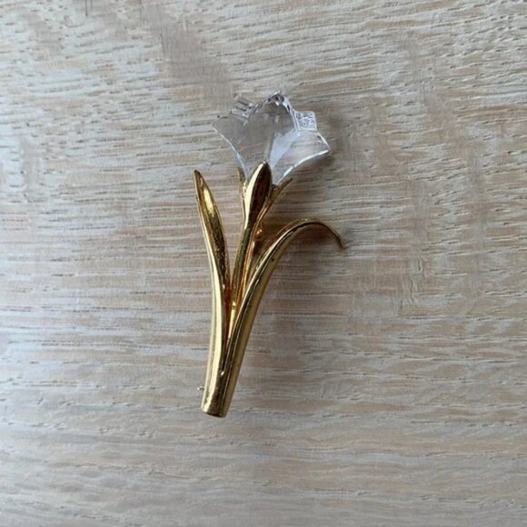 Vintage Swarovski Flower Brooch - Picture 3 of 3